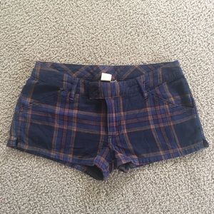 Roxy sz 3 Lowrise plaid shorts Y2K !!